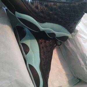 Mens 10.5 Jordan Island